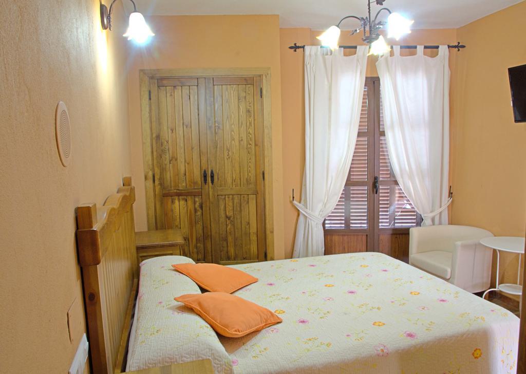 Hotel Posada Casas Viejas Benalup-Casas Viejas Esterno foto